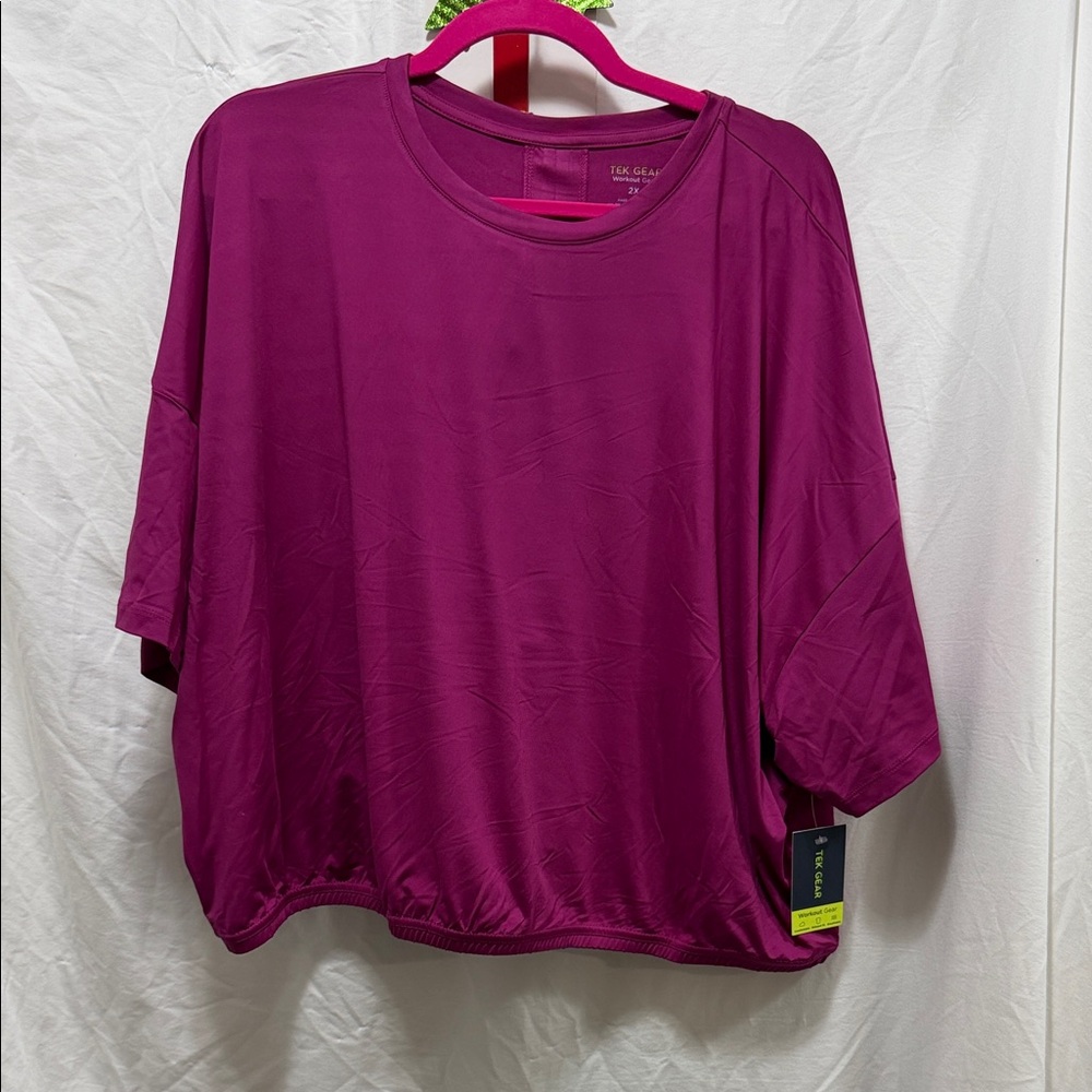Chic Magenta Short Sleeve Top